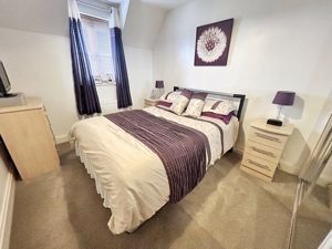 Bedroom- click for photo gallery